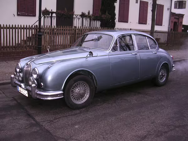 Jaguar MK 2 Voll-Lederausstattung
